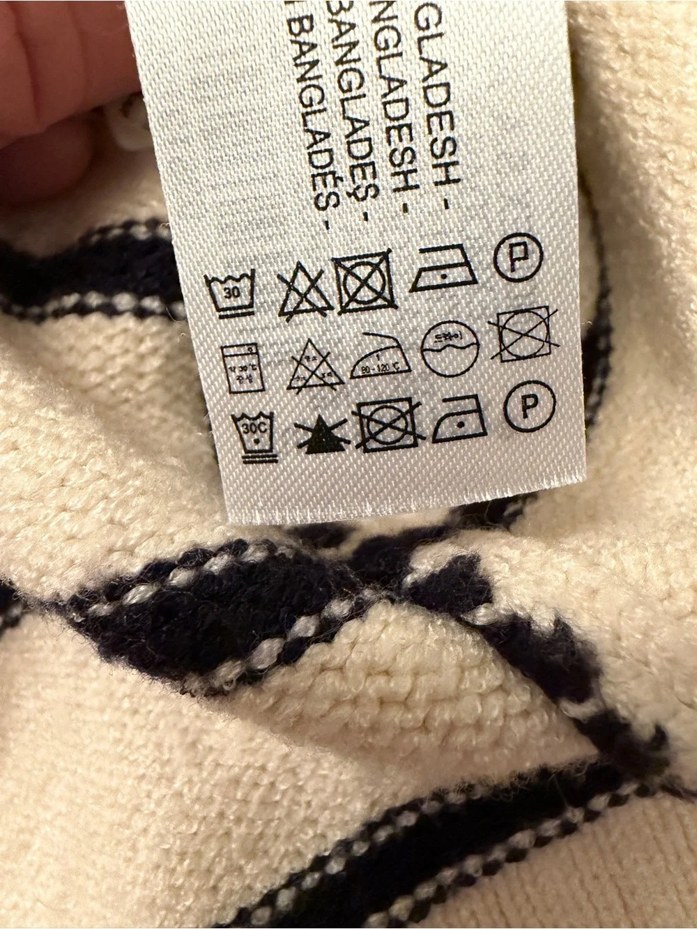 Zara crewneck sweater